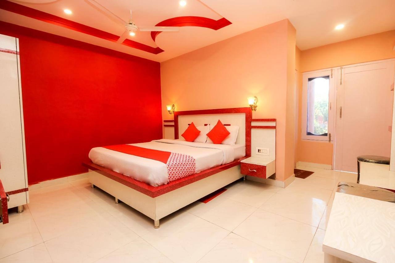 Oyo 10709 Hotel Sbt Visakhapatnam Exterior foto